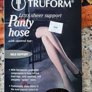NIB Truform Light Compression Panty Hose Size Queen Plus